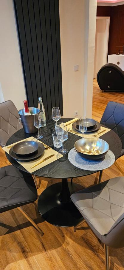Exkl. Romantisches Sm Apartment Secret Desire Gifhorn Eksteriør billede