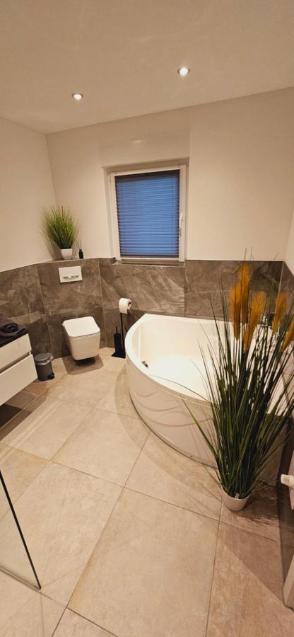Exkl. Romantisches Sm Apartment Secret Desire Gifhorn Eksteriør billede