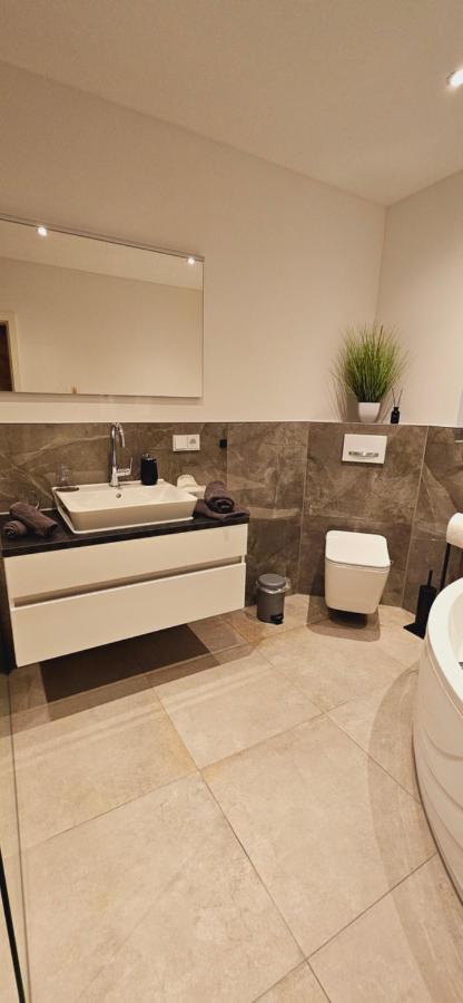 Exkl. Romantisches Sm Apartment Secret Desire Gifhorn Eksteriør billede